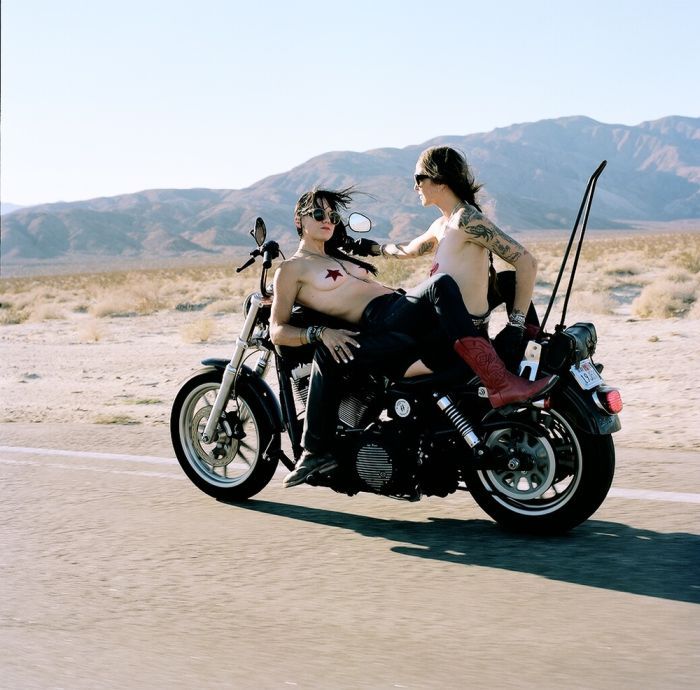 Girls on a motorcycle in Feira di Santana