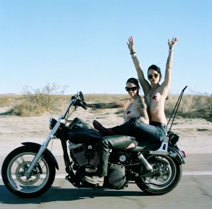 Girls on a motorcycle in Feira di Santana
