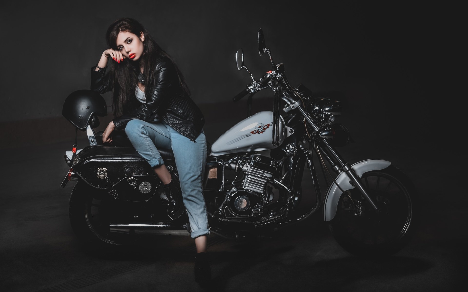 Biker girls: style and drive in Feira di Santana