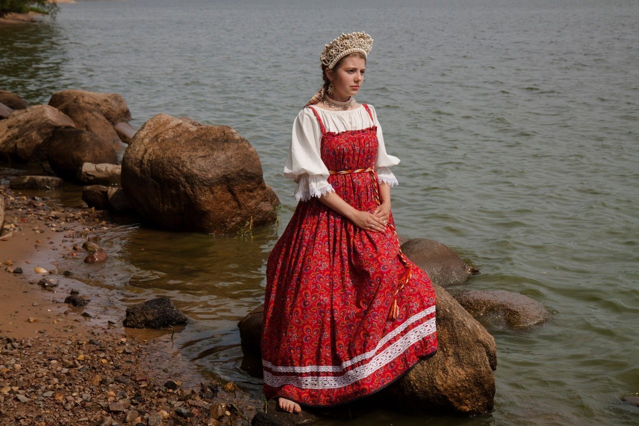 Women in Slavic costumes in Feira di Santana