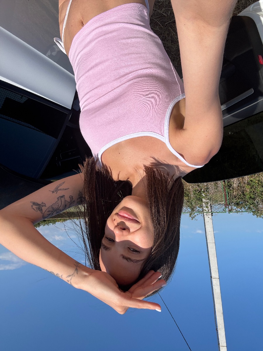 Sexy model Tina in Feira di Santana